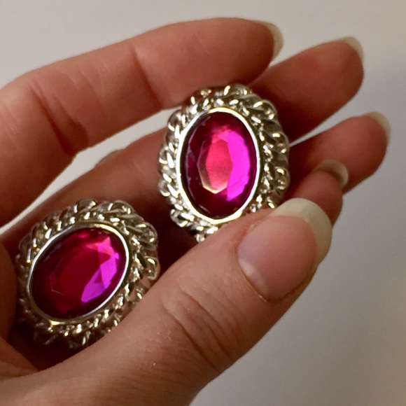Vintage Kenneth J Lane Pink Clip On Earrings - Picture 7 of 8
